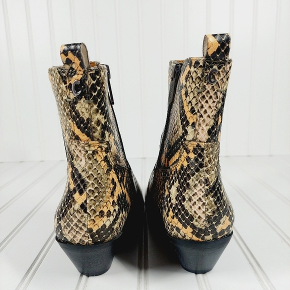 NEW Circus by Sam Edelman Garth Faux-Leather Western Ankle Booties C432 - Picture 13 of 16